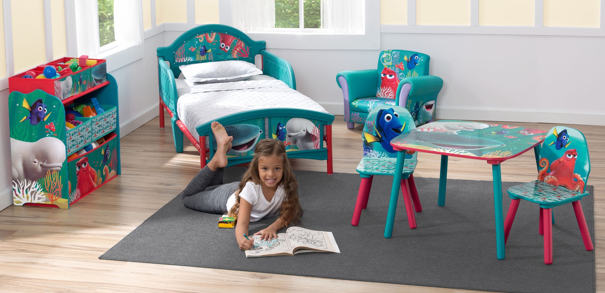 Habitación infantil Disney Buscando a Dory. Incluye colchón y almohada