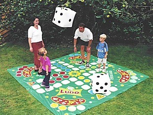 JUEGO DE PARCHIS GIGANTE PARA JARD�N PARA CUATRO JUGADORES