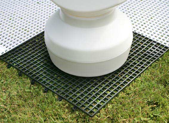 TABLERO PL�STICO ESPECIAL DESMONTABLE PARA PIEZAS AJEDREZ JARDIN