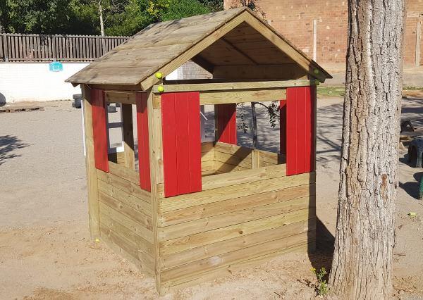 Casitas infantiles de madera Homologadas para Uso Público