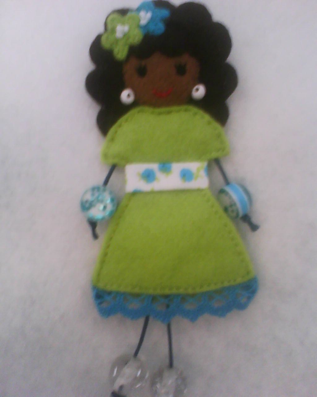 broches de fieltro muñecas