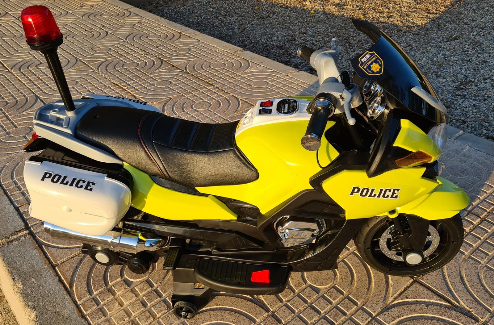 Moto Eléctrica de Policía MINI 6v para Niños | Ataa Cars