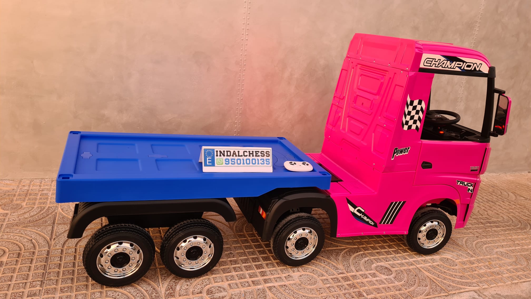 Remolque Negro Para Camión Eléctrico Scania O Mercedes Actros 4x4 De 12V | Compatible Con Camiones Infantiles