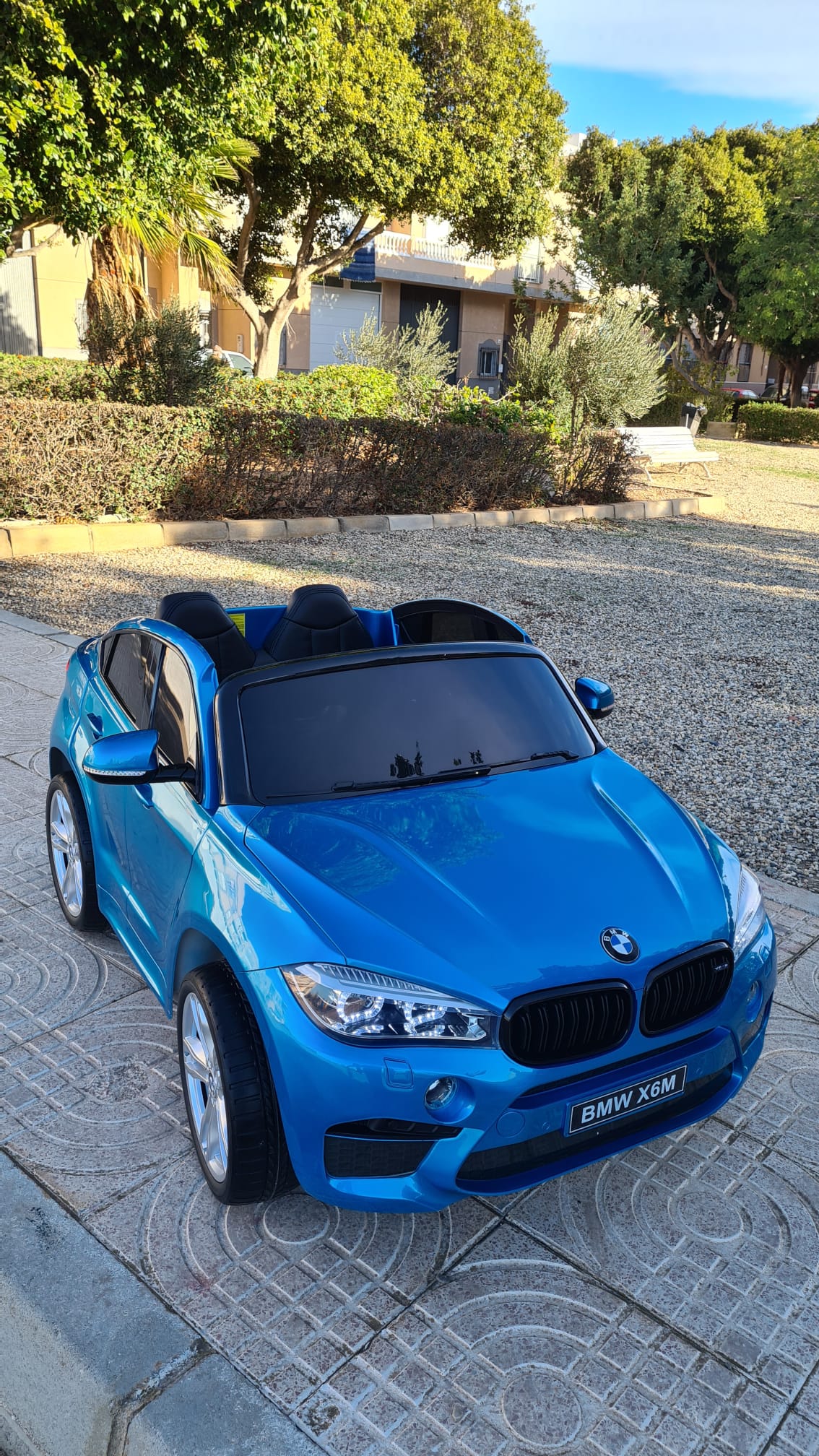 BMW X6M, PLAZAS,12V, AZUL, Coches eléctricos y motos para niños