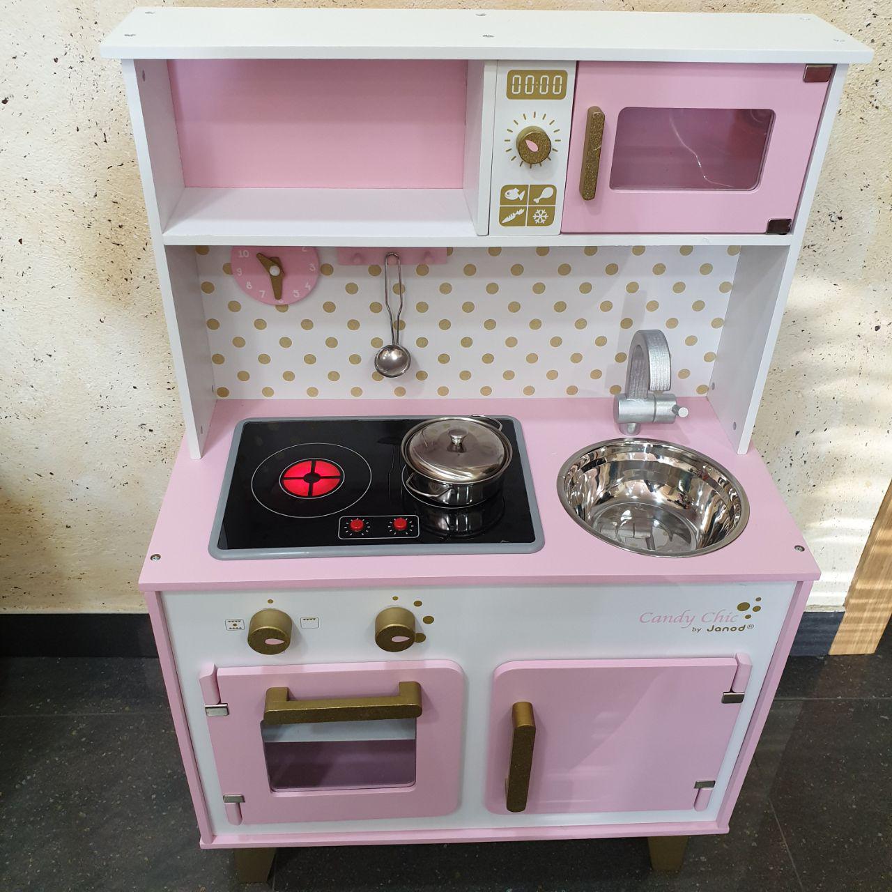 Gran Cocinita infantil de Madera Candy Chic, de Janod, Coches eléctricos y  motos para niños a batería 12v con mando RC, quads infantiles, tractores  infantiles, camiones para niños, realizamos envíos a domicilio.