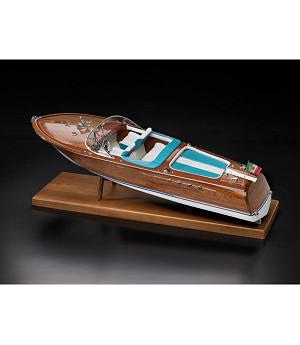 AMATI 1608. KIT LANCHA Runabout, Riva