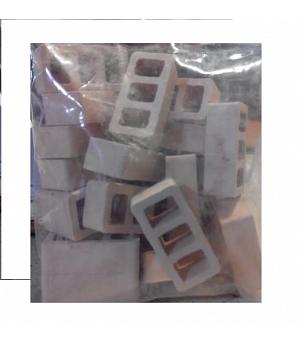 20 bloques blancos miniatura cerámica. CUIT 3912. Medida 30mm x 15mm x 11mm