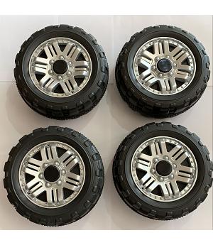 VENTA JUEGO DE RUEDAS DE PLÁSTICO PARA COCHE ELÉCTRICO INFANTIL JEEP WRANGLER - INDALPZ00739