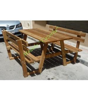 VENTA MESA DE MADERA CON RESPALDO Y BANCOS. M. CAZORLA 180