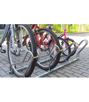 Aparca bicicletas acero galvanizado 4 plazas. MOD. CLAS-X. REF 09VLN2004
