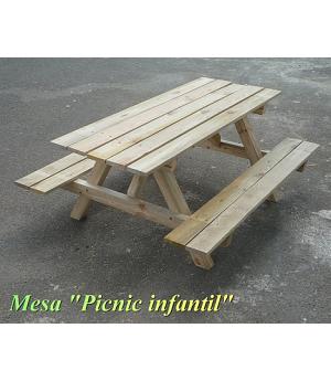 VENTA MESA PICNIC INFANTIL DE MADERA CON BANCOS. L. 120cms